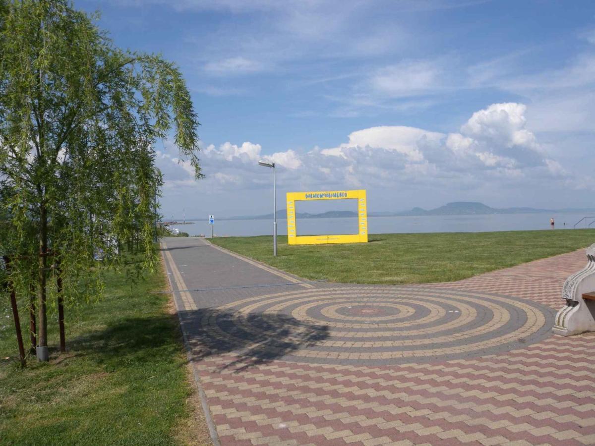Holiday Home Balatonmariafurdo, Somogy 1 巴拉顿凯赖斯图尔 外观 照片