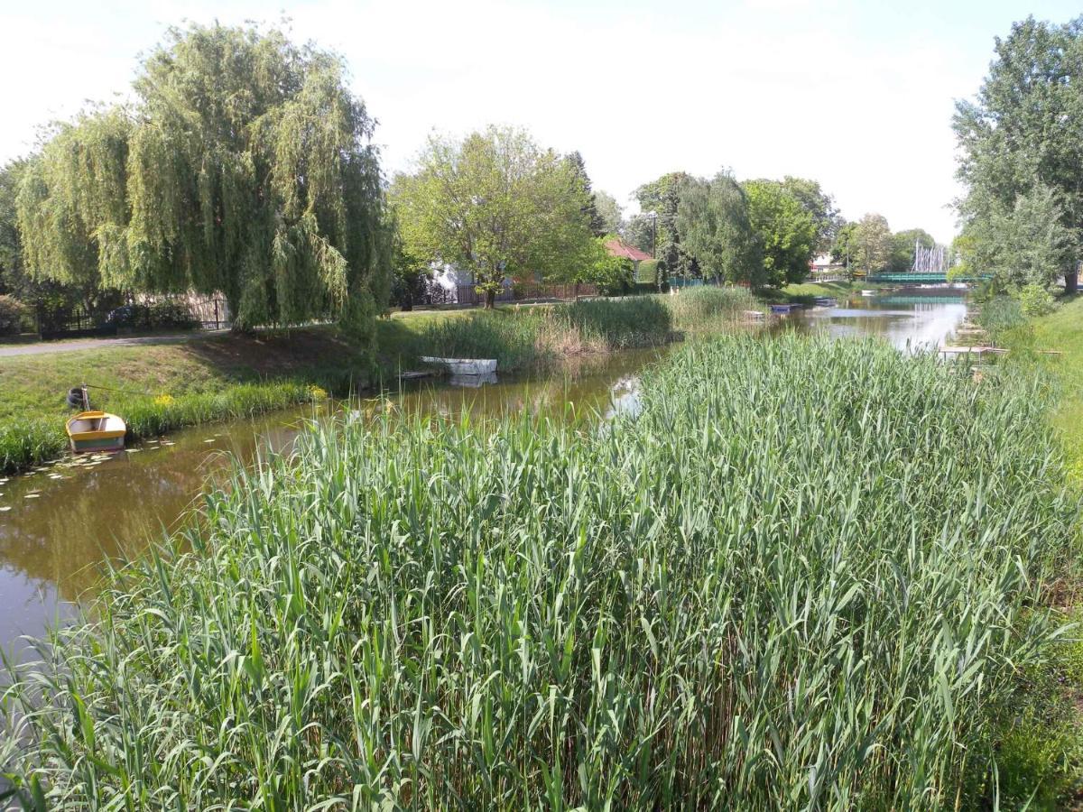 Holiday Home Balatonmariafurdo, Somogy 1 巴拉顿凯赖斯图尔 外观 照片
