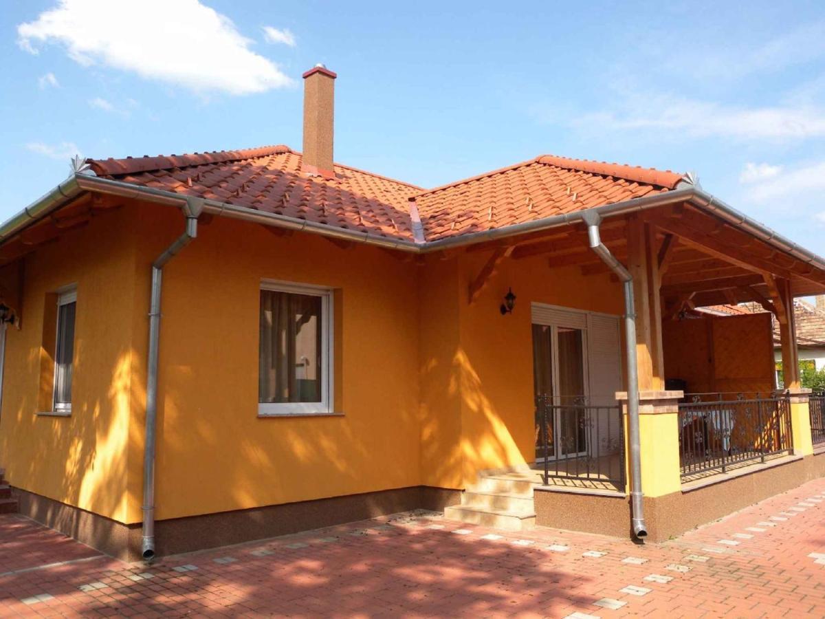 Holiday Home Balatonmariafurdo, Somogy 1 巴拉顿凯赖斯图尔 外观 照片